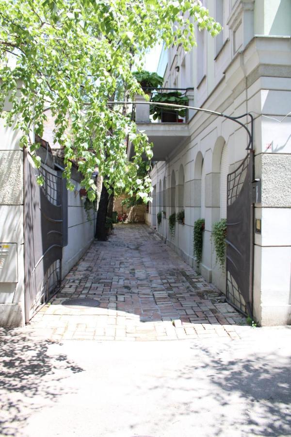Garden Center Apartment ノヴィ・サド エクステリア 写真
